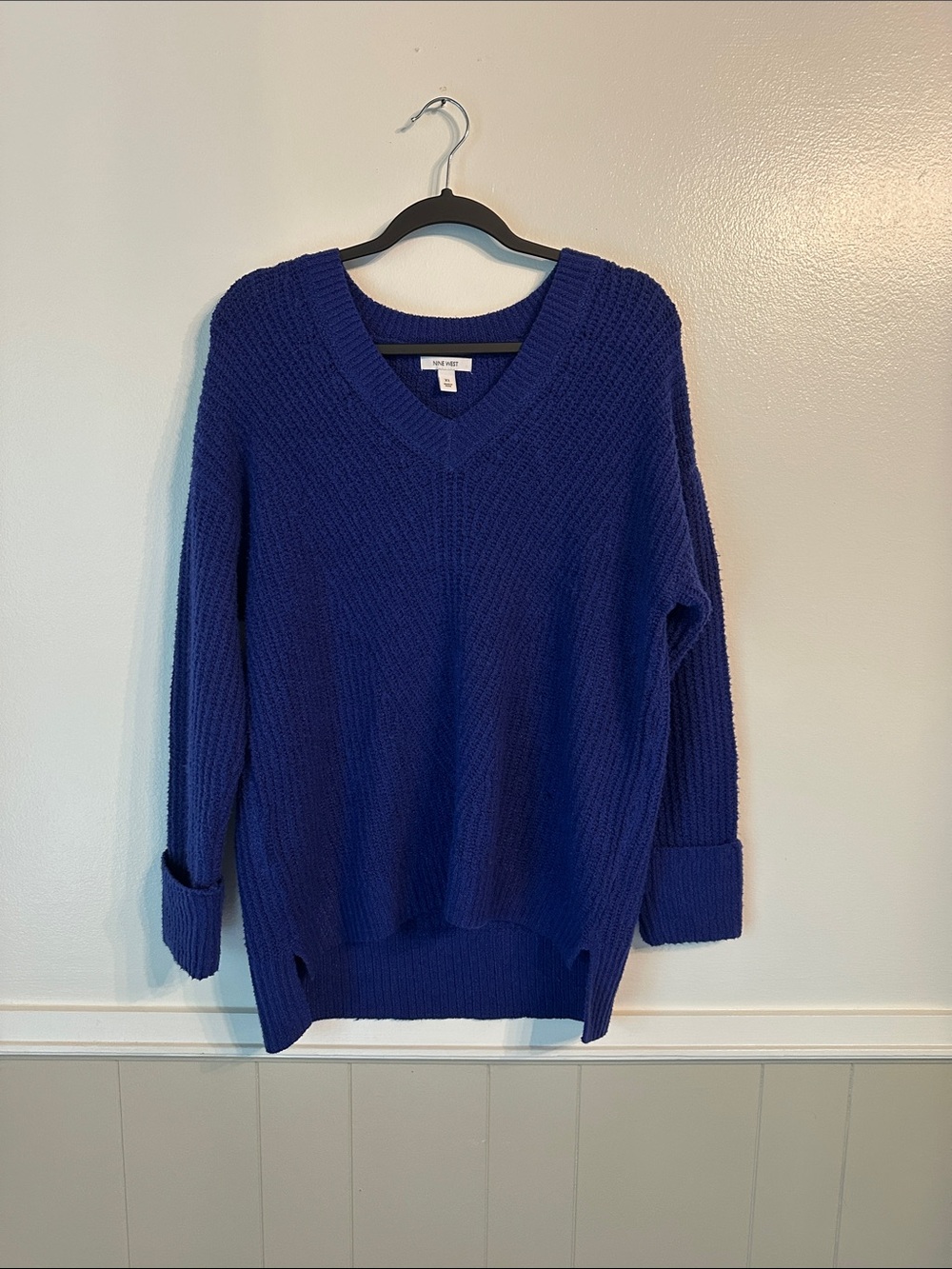 Nine West V Neck Sweater in Cobalt Blue Size XL